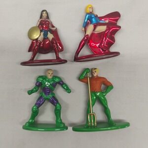 DC Nano Metalfigs Lot 4pc Wonder Woman Supergirl Aquaman Lex Luther
